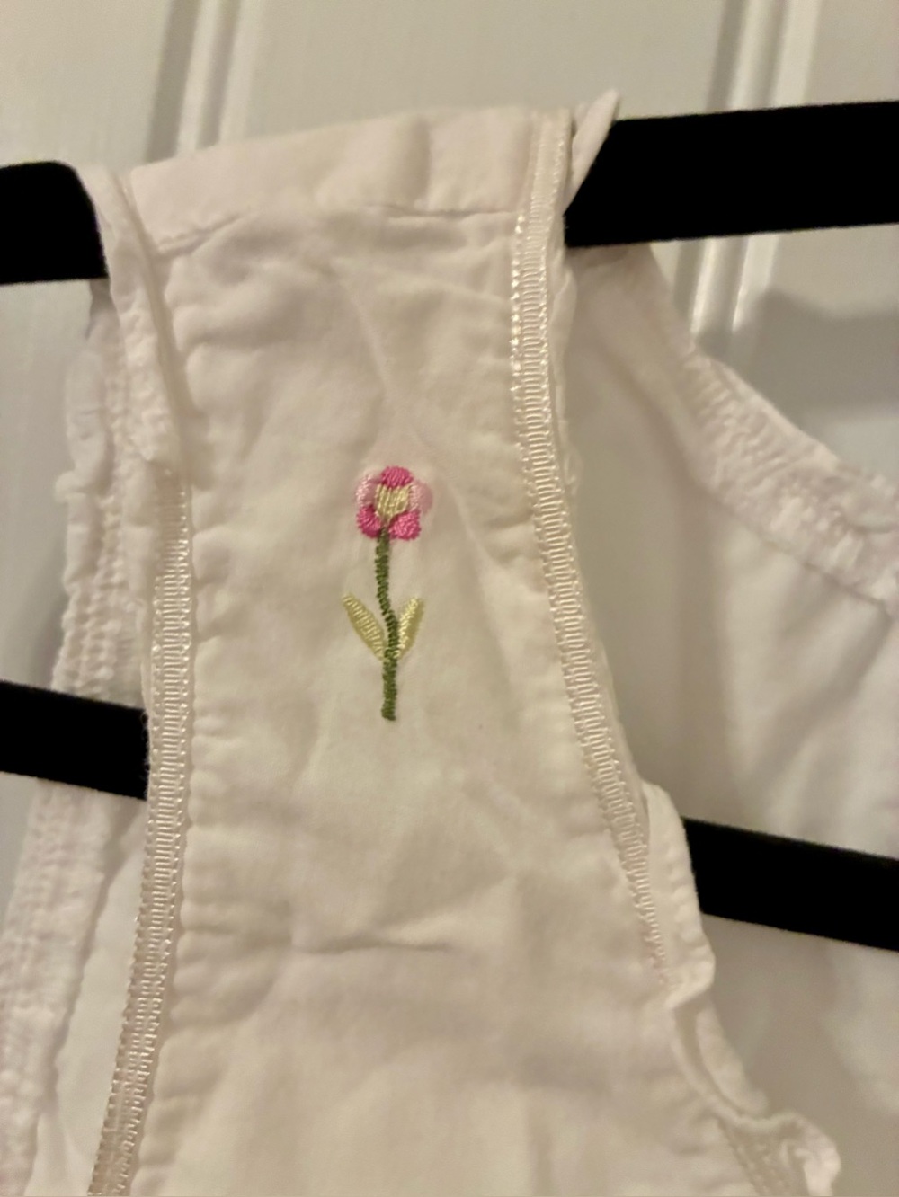 2 Sleeveless cotton Nightgowns, blue floral & white w/embroidered flowers - L - Picture 7 of 8